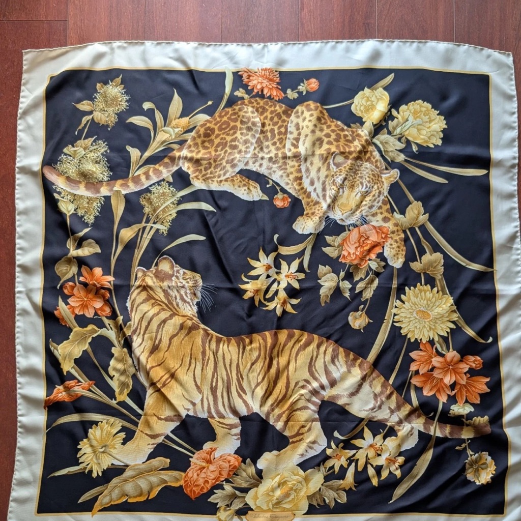 Salvatore Ferragamo Silk Scarf Tigers 88cm Made In Italy Estate Lot